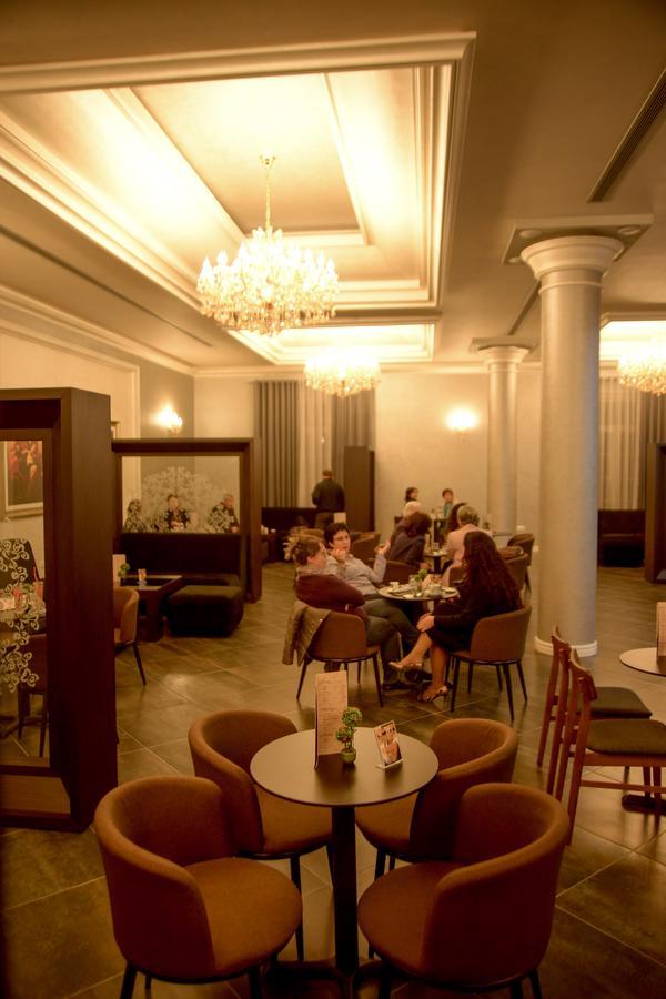 Hotel Vila Imperial إلباسان المظهر الخارجي الصورة